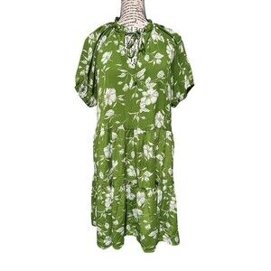 Lark & Grey Green Elegant Fashion Dress With Frowning‎ Bottom Fashionable Medium